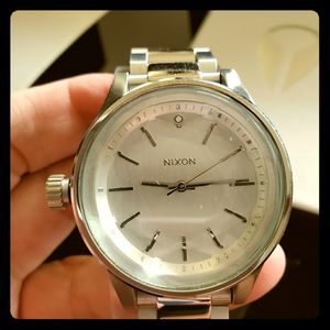 Nixon Facet Watch